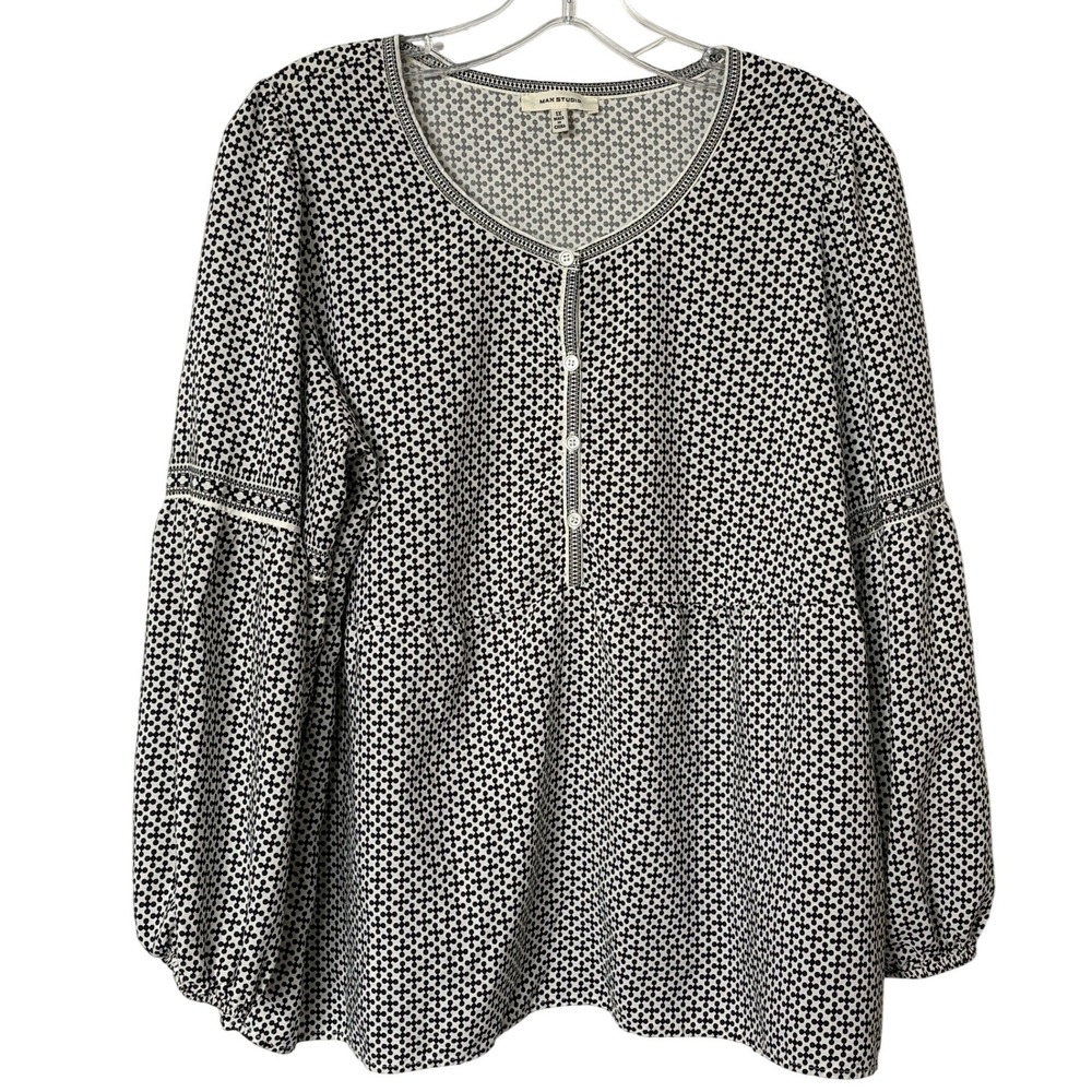 Max Studio Women 1X Black White Geometric Rayon Balloon Sleeve Peasant Blouse